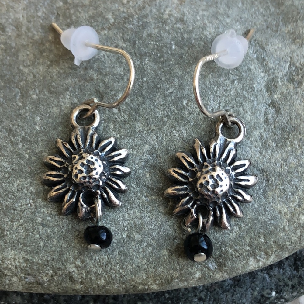 Sunflower Sterling Silver Berry Jewelry Co. Dangle Earrings  (E34) - Picture 14 of 15